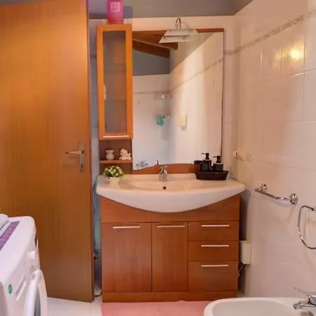 Casa Angolo Della Corte Комо